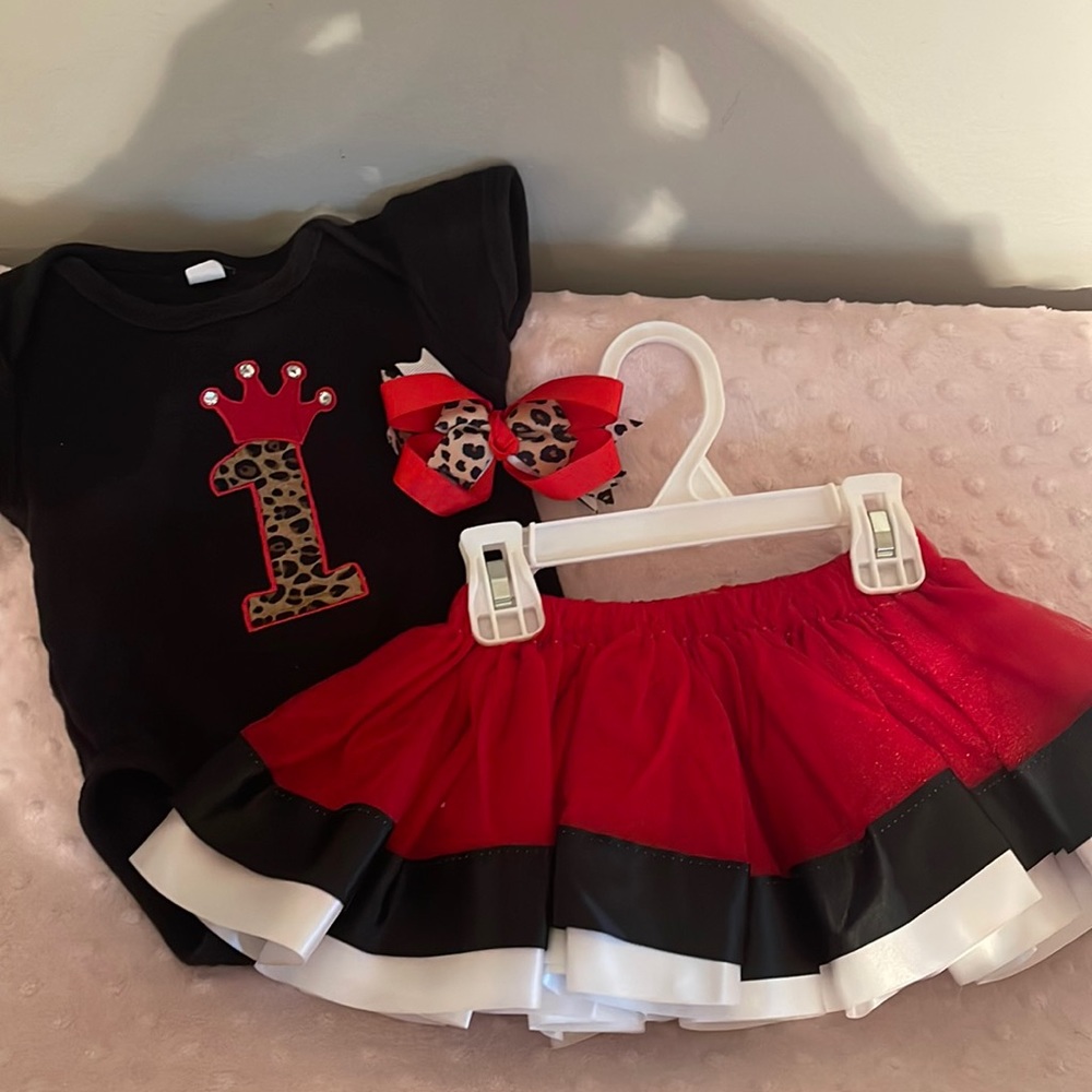 Baby girls 1st bday outfit